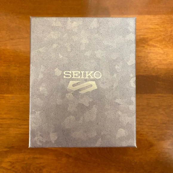 *BRAND NEW Seiko 5 Sports Automatic SRPD51 Blue Day Date Steel Bracelet Watch - Picture 5 of 9